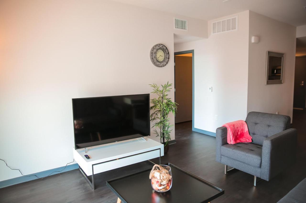 Fully Furnished Suites Near Little Tokyo 4*